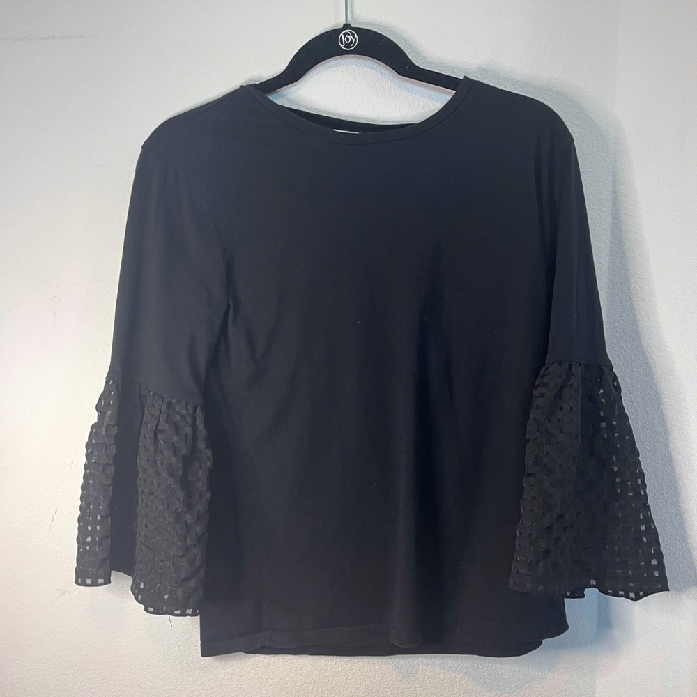 Stella&Dot black top.